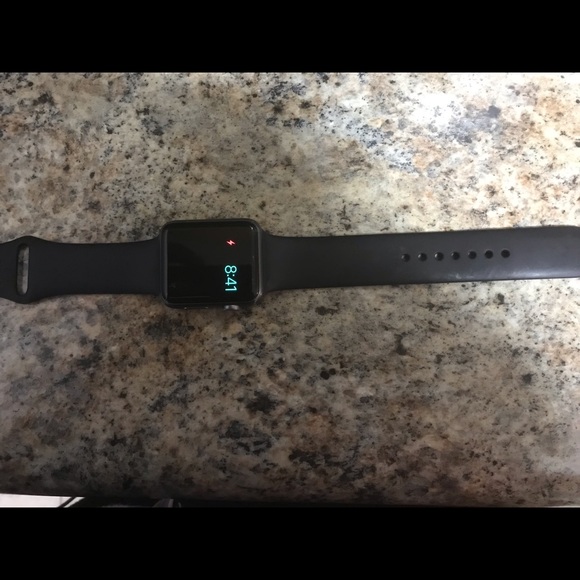 Series 1 Apple Watch - Picture 2 of 3
